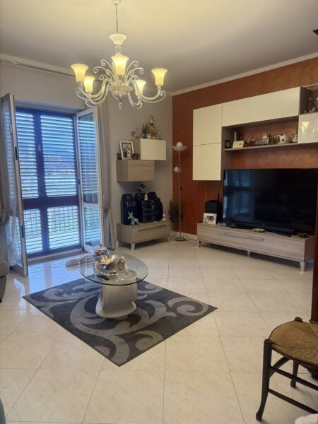 Appartamento con terreno